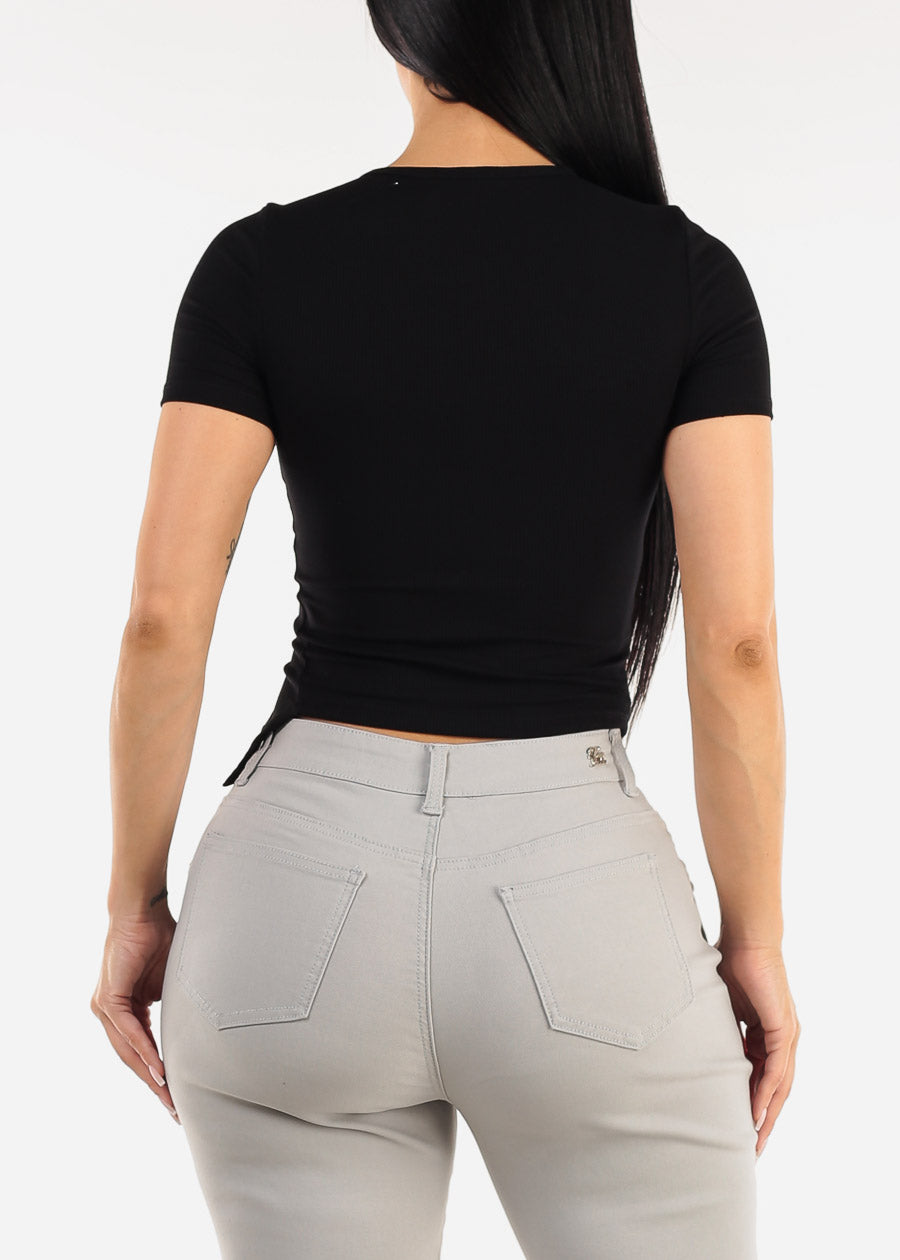 Black Short Sleeve Ribbed Top w Side Snap Cut Out