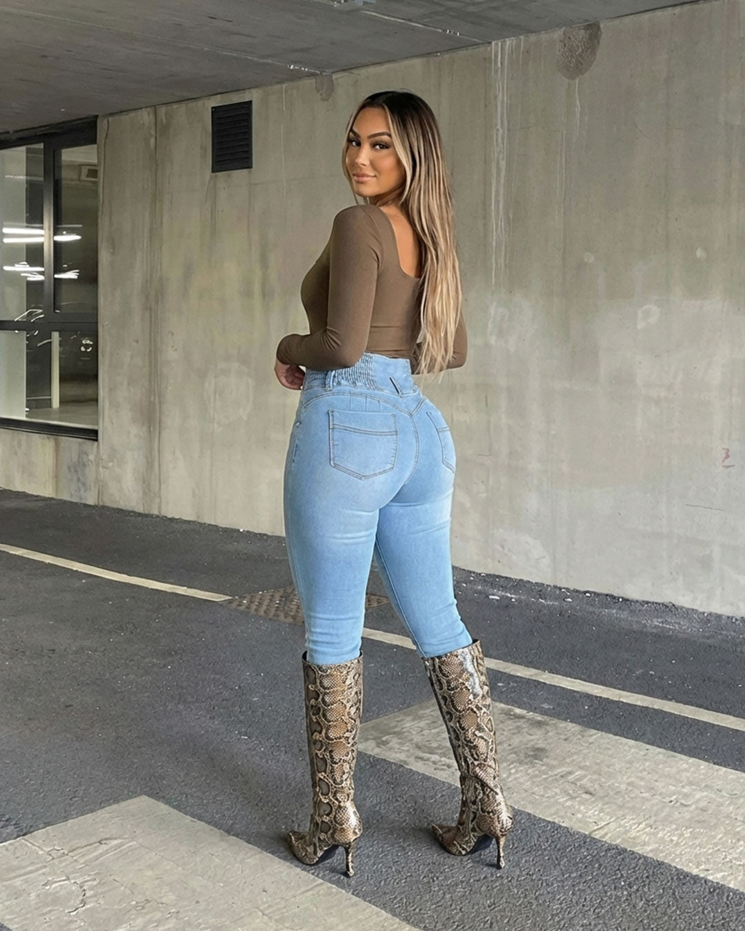 MX JEANS Spandex Waist Butt Lifting Light Blue Skinny Jeans