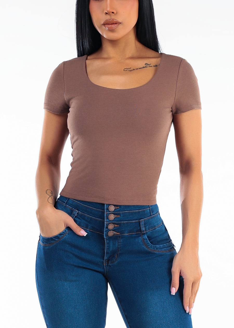 Short Sleeve Scoop Neck Stretch Crop Top Brown
