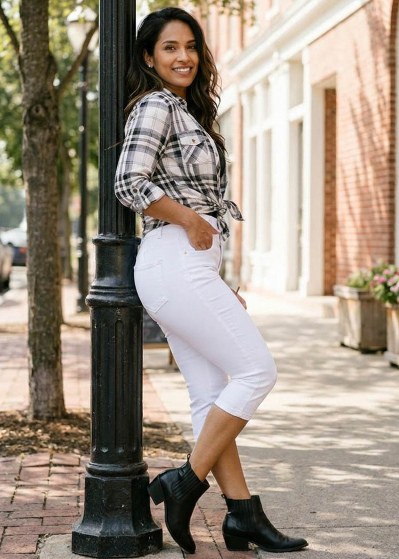 Plaid Black Levantacola Capris Trio