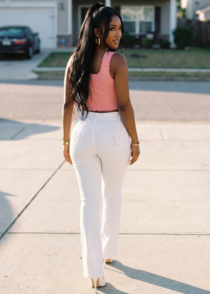 Pink Butt Lift Jeans Look