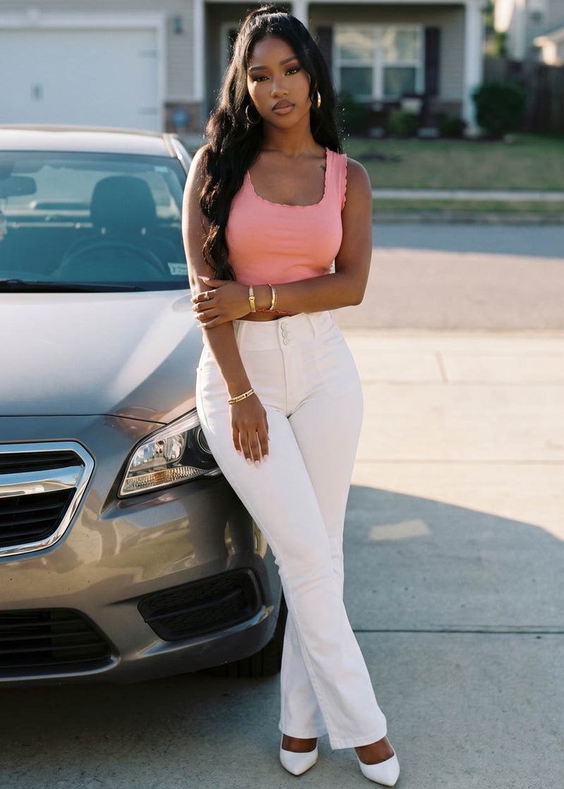 Pink Butt Lift Jeans Look