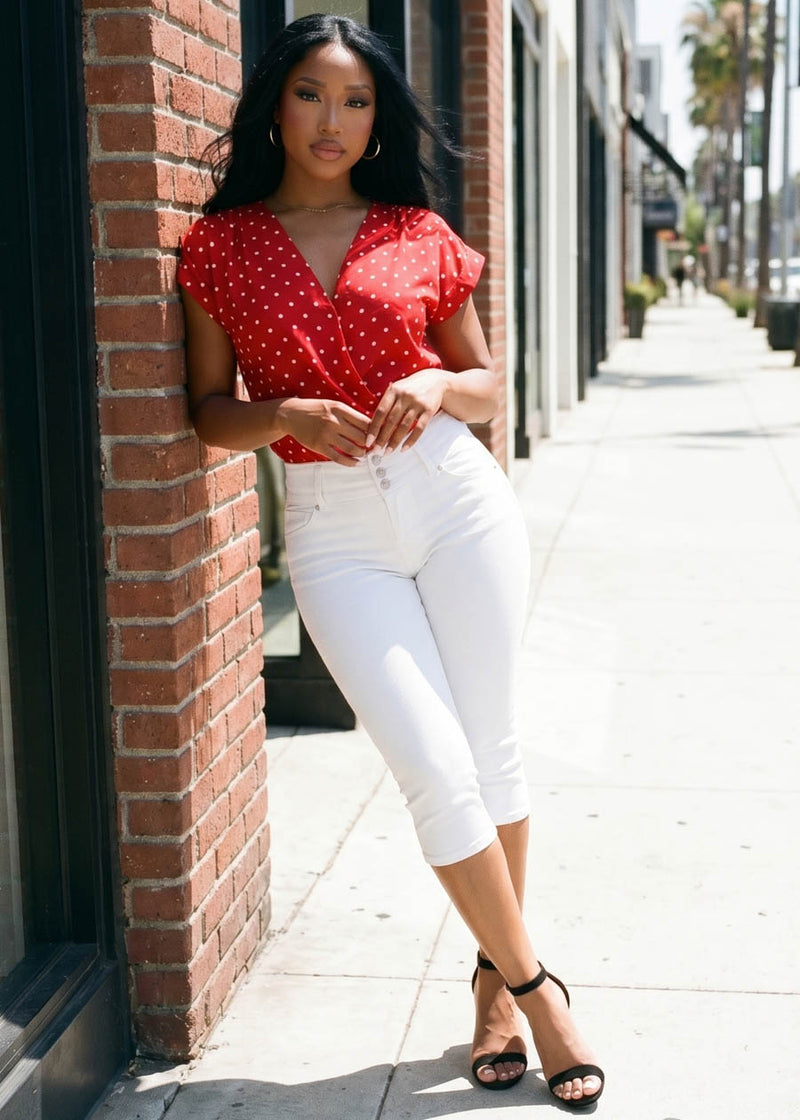 Red Polka Dot Levantacola Capris Outfit