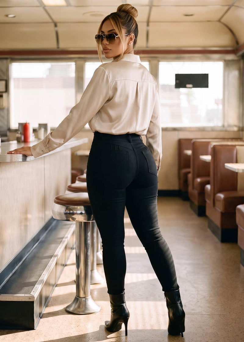Champagne Levantacola Pants Set