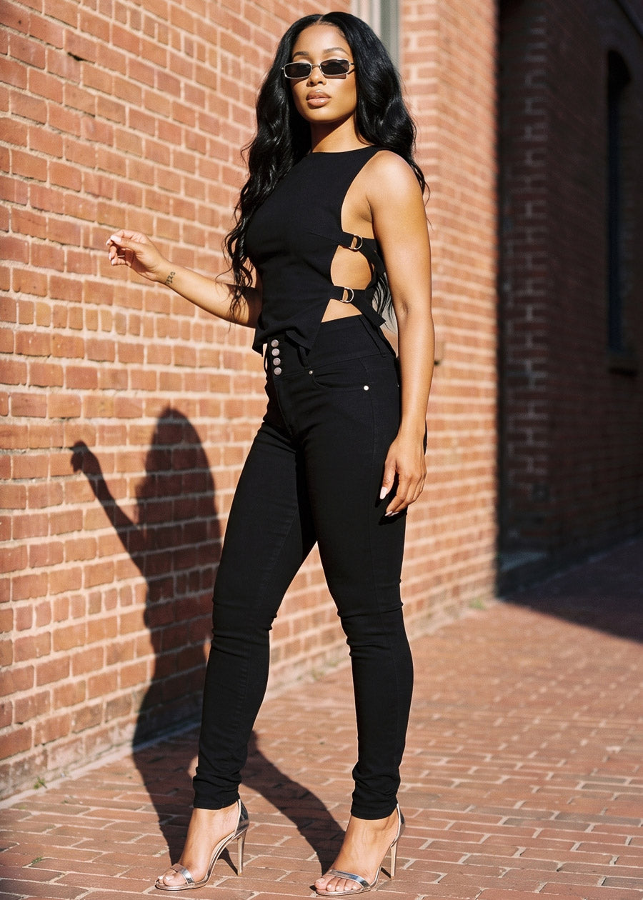 Sleeveless Boat Neck Open Buckle Side Stretch Top Black