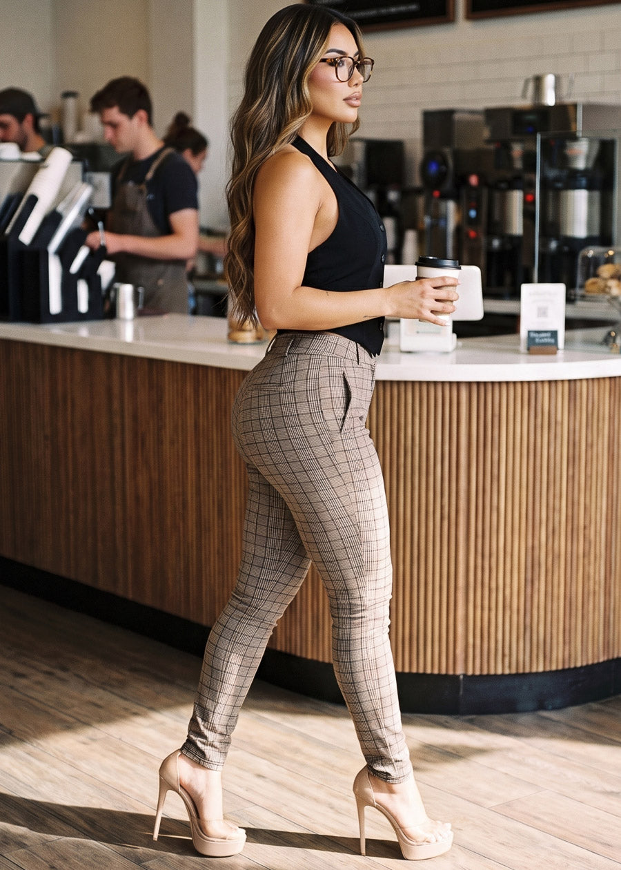 Black Levantacola Plaid Pants Look