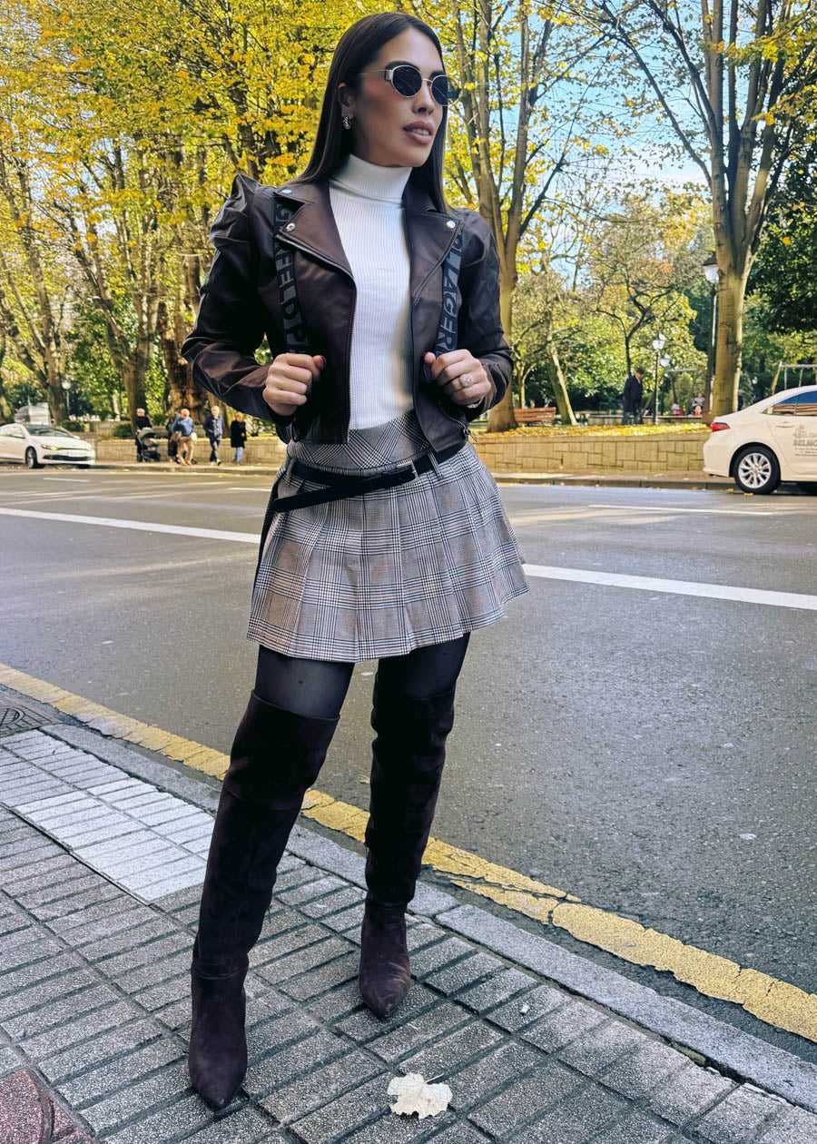 Pleated Plaid Mini Skirt Brown