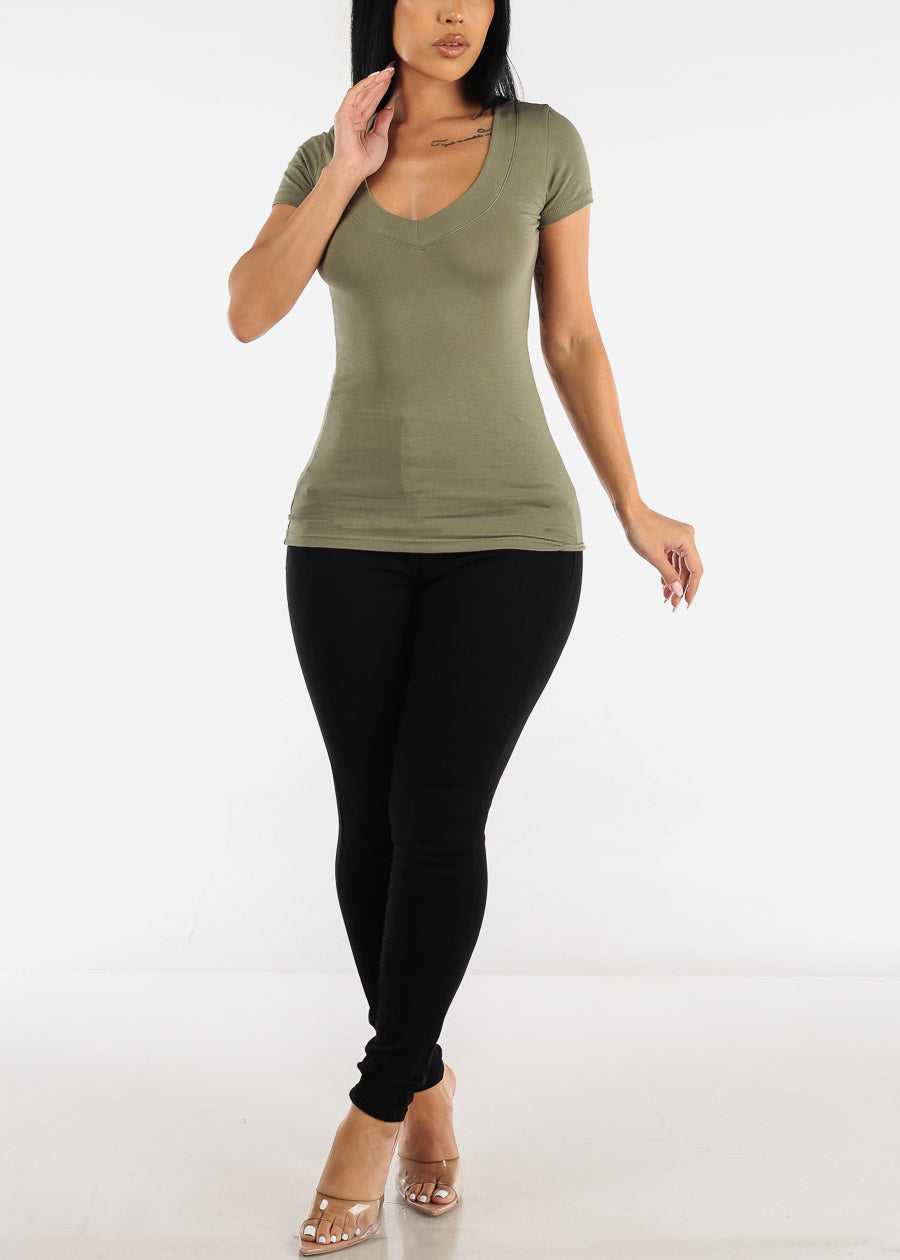 V-Neck Basic T-Shirt (Light Green)