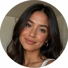 Emily R.